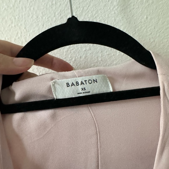 Aritzia Babaton Wallace Wrap Dress Pink XS - Picture 4 of 8